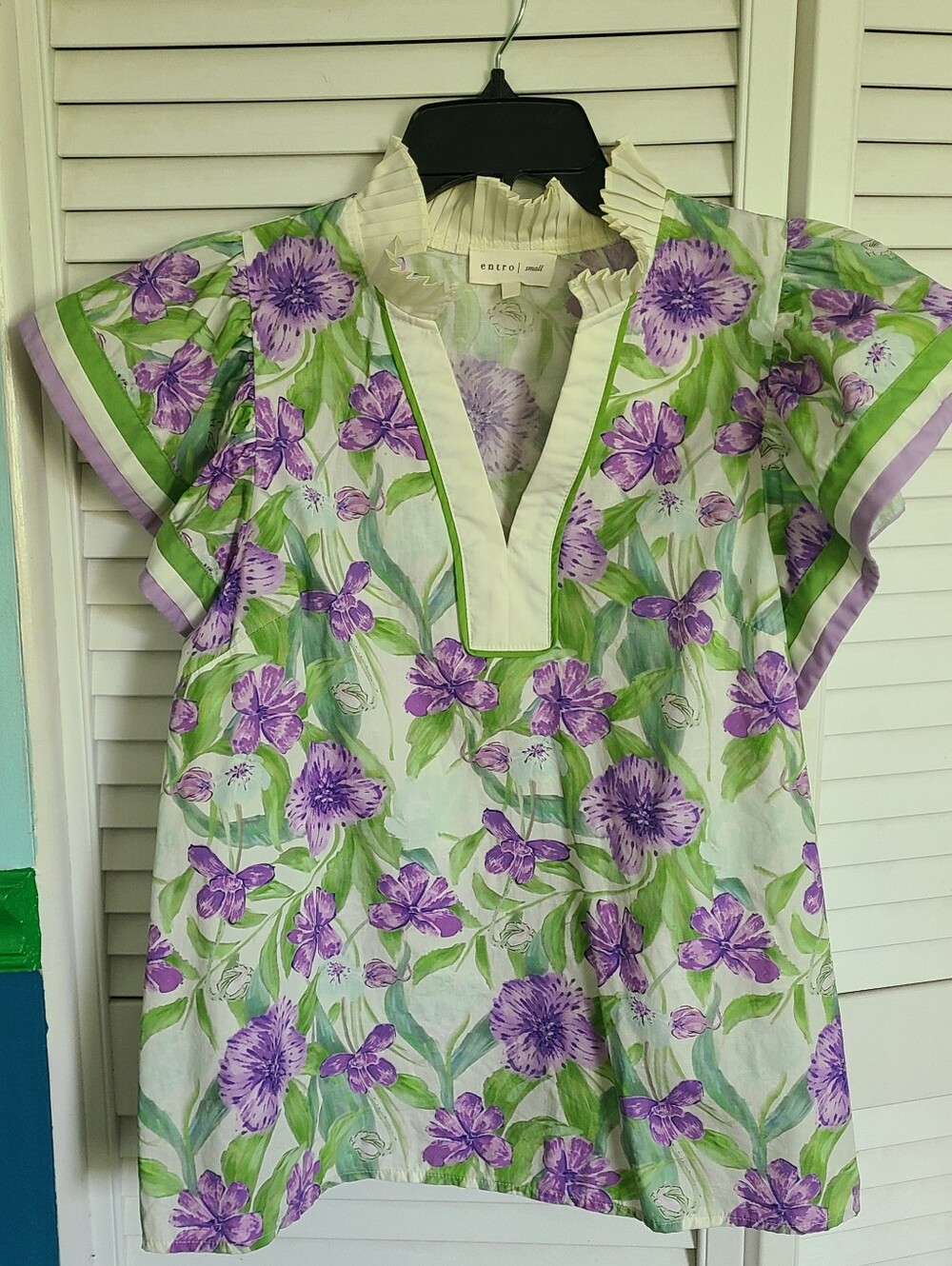 Super Cute Entro Floral Top